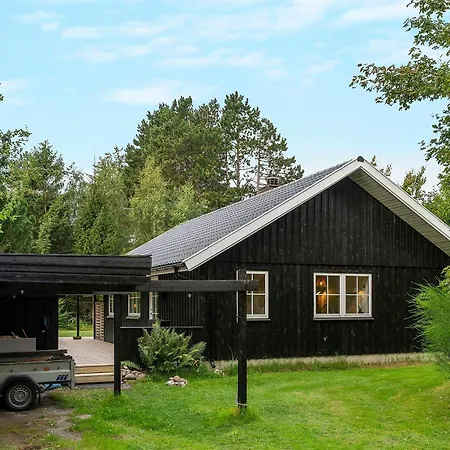 Family-friendly Near Ellinge Lyng *